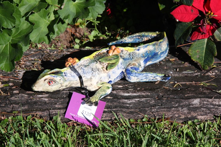 Small Lizard Sculpture