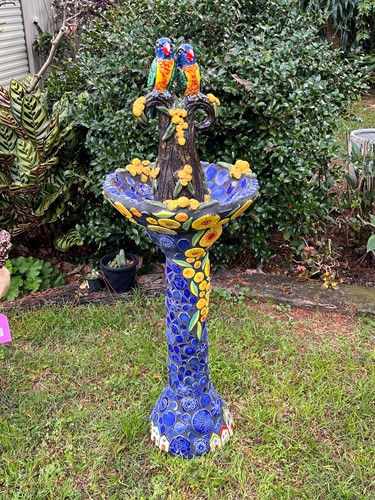 Mosaic Birth Bath Lorikeets