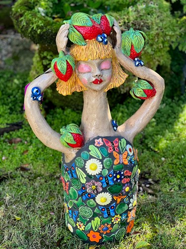 Strawberry Garden Dweller