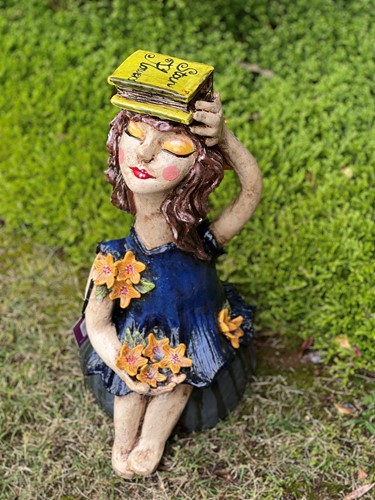Belinda Mini Garden Girl