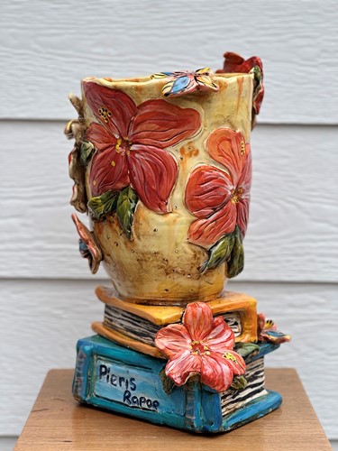 Hibiscus Vase