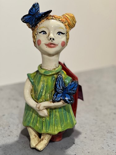 Belle Mini Seated Girl