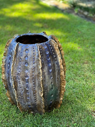Large Urchin Pot