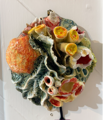 Wall Hanging Coral Round (Pastel)